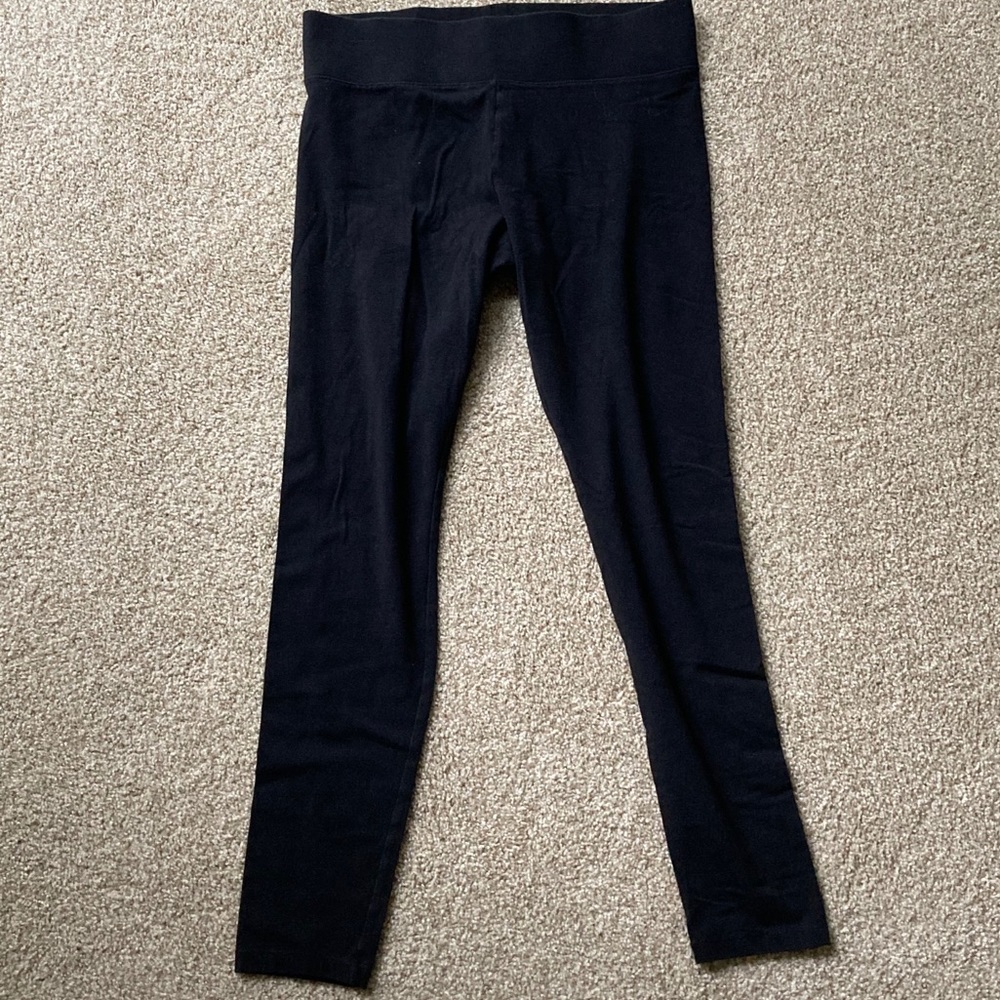Black leggings